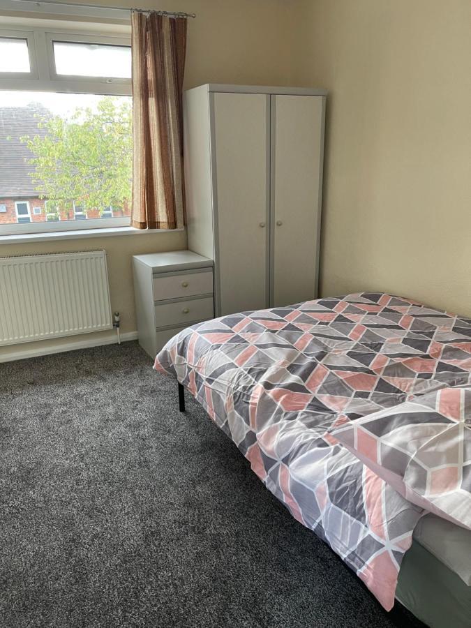 Spacious, Sleeps 17, 3 Bathrooms, Parking, Mansfield Exterior foto